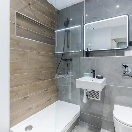 Versigny/ordener : Cosy Studio 2p Paris